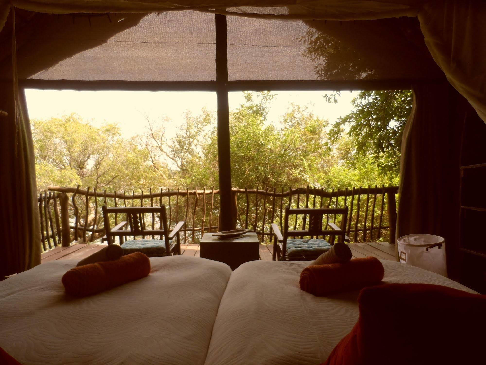 Caprivi Houseboat Safari Lodge Katima Mulilo Exteriör bild