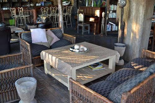 Caprivi Houseboat Safari Lodge Katima Mulilo Exteriör bild