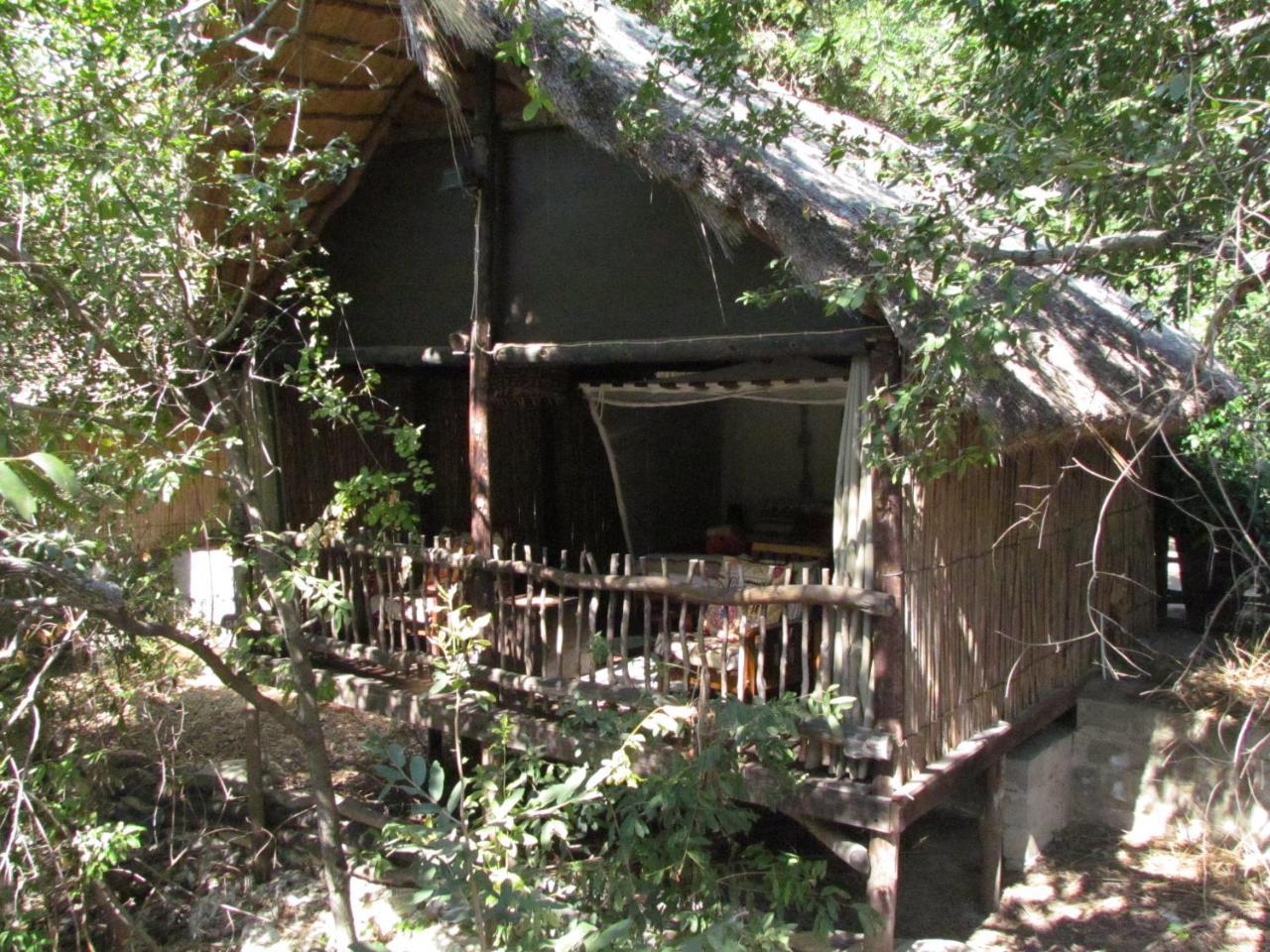 Caprivi Houseboat Safari Lodge Katima Mulilo Exteriör bild